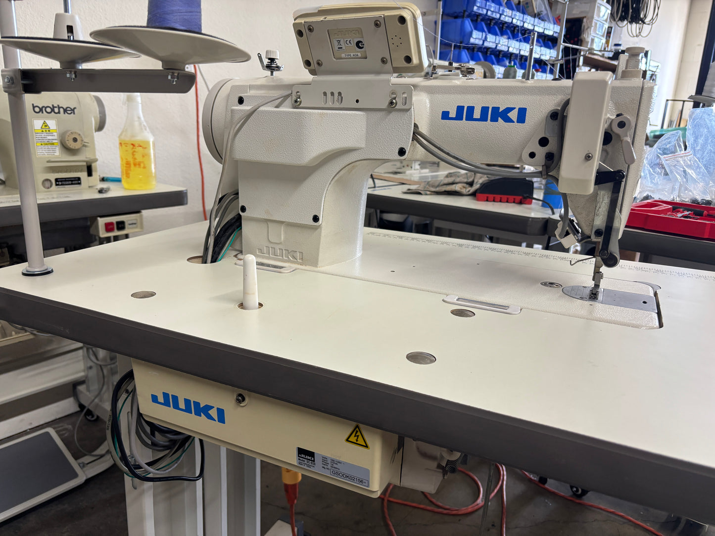 JUKI DDL-9000B-SS pre-owned Direct drive single needle sewing machine