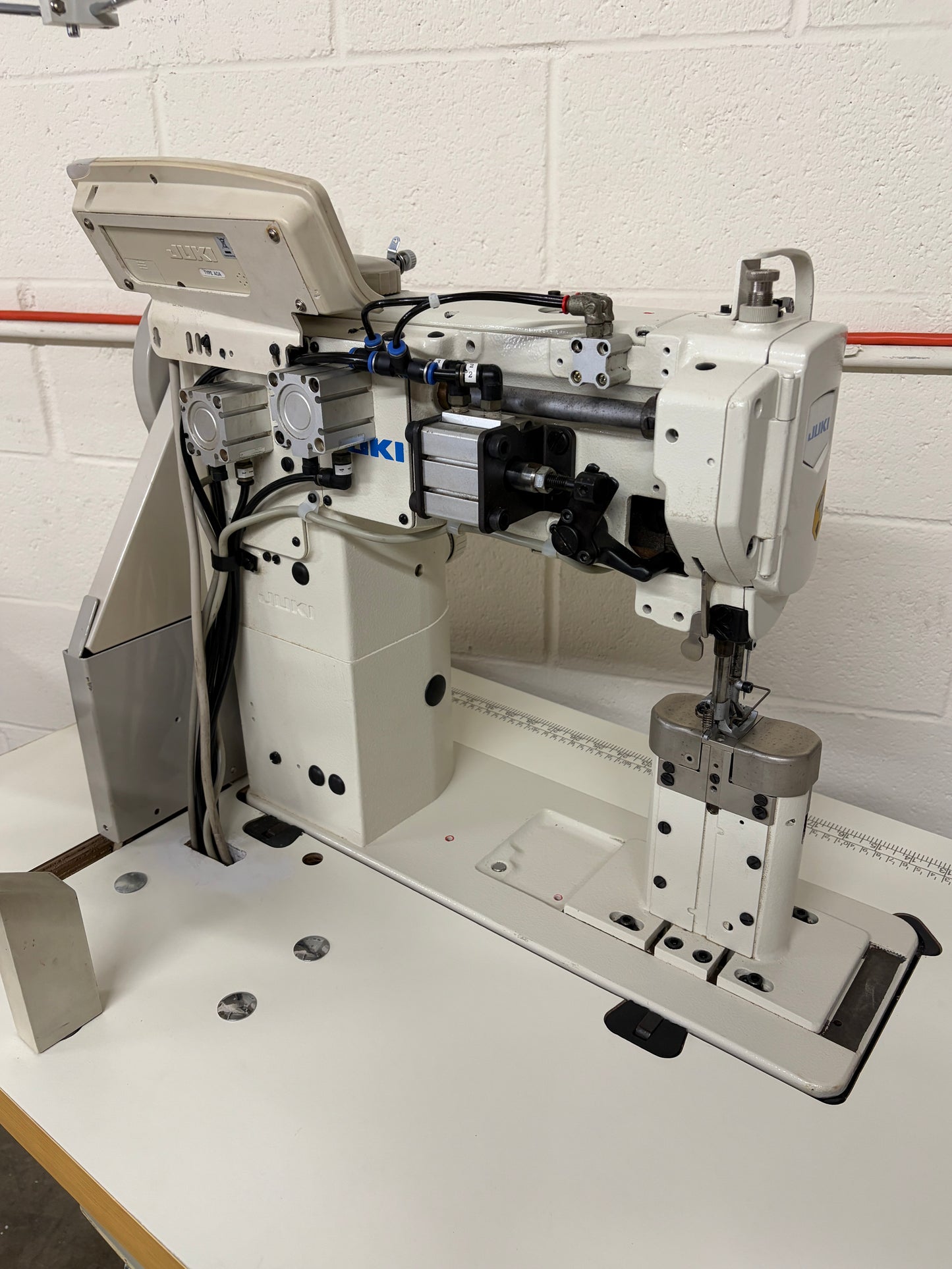 Pre-owned JUKI PLC 1760 Double Needle Post-Bed Walking Foot sewing Machine