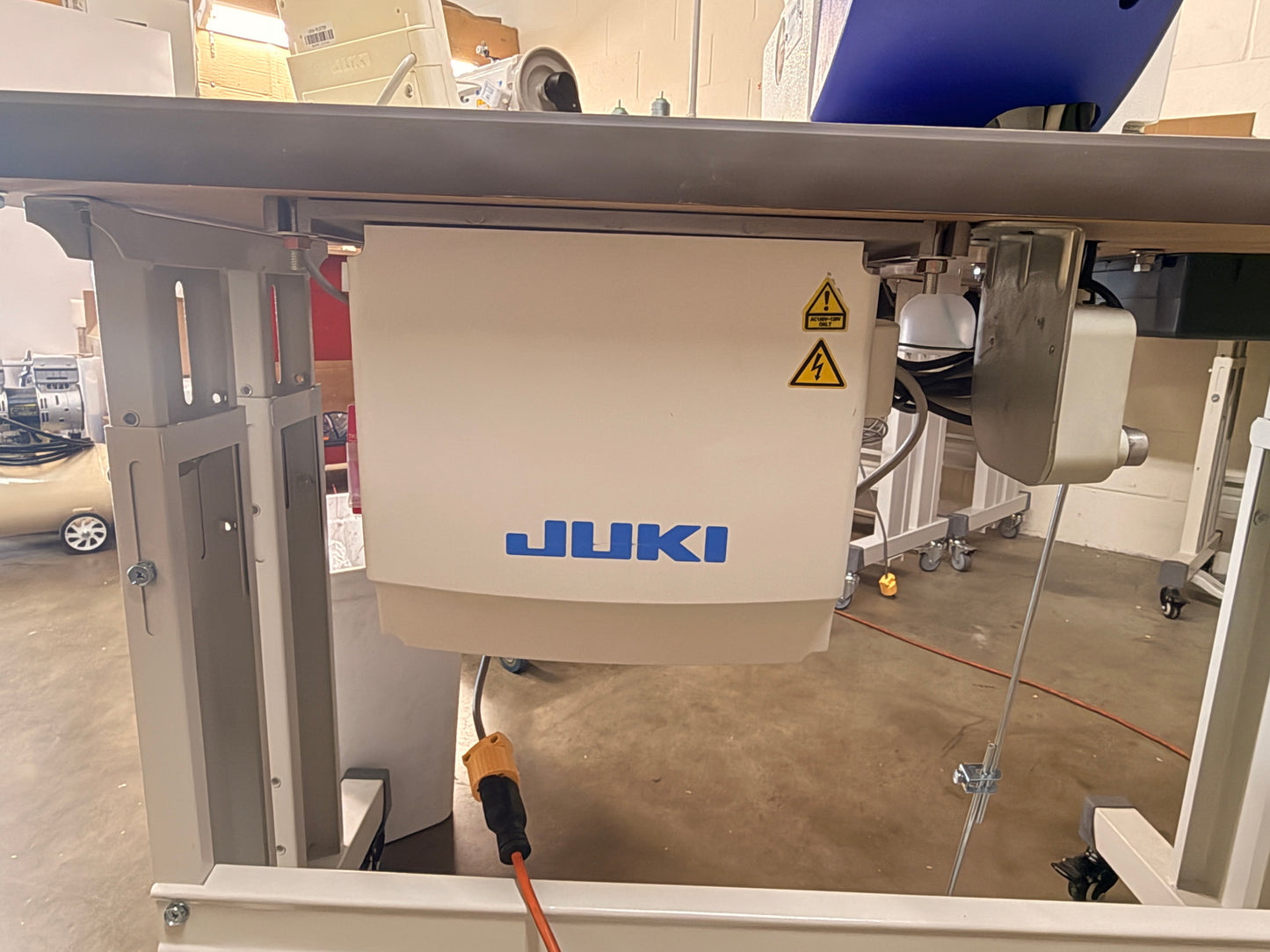 Pre-owned JUKI LK-1900BN High Speed Bartacking Machine