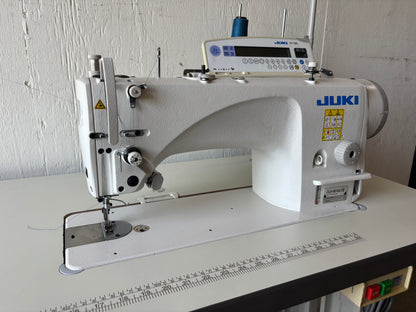 Pre-owned Original JUKI DLN-9010A-SS High Speed Needle Feed Automatic Sewing Machine