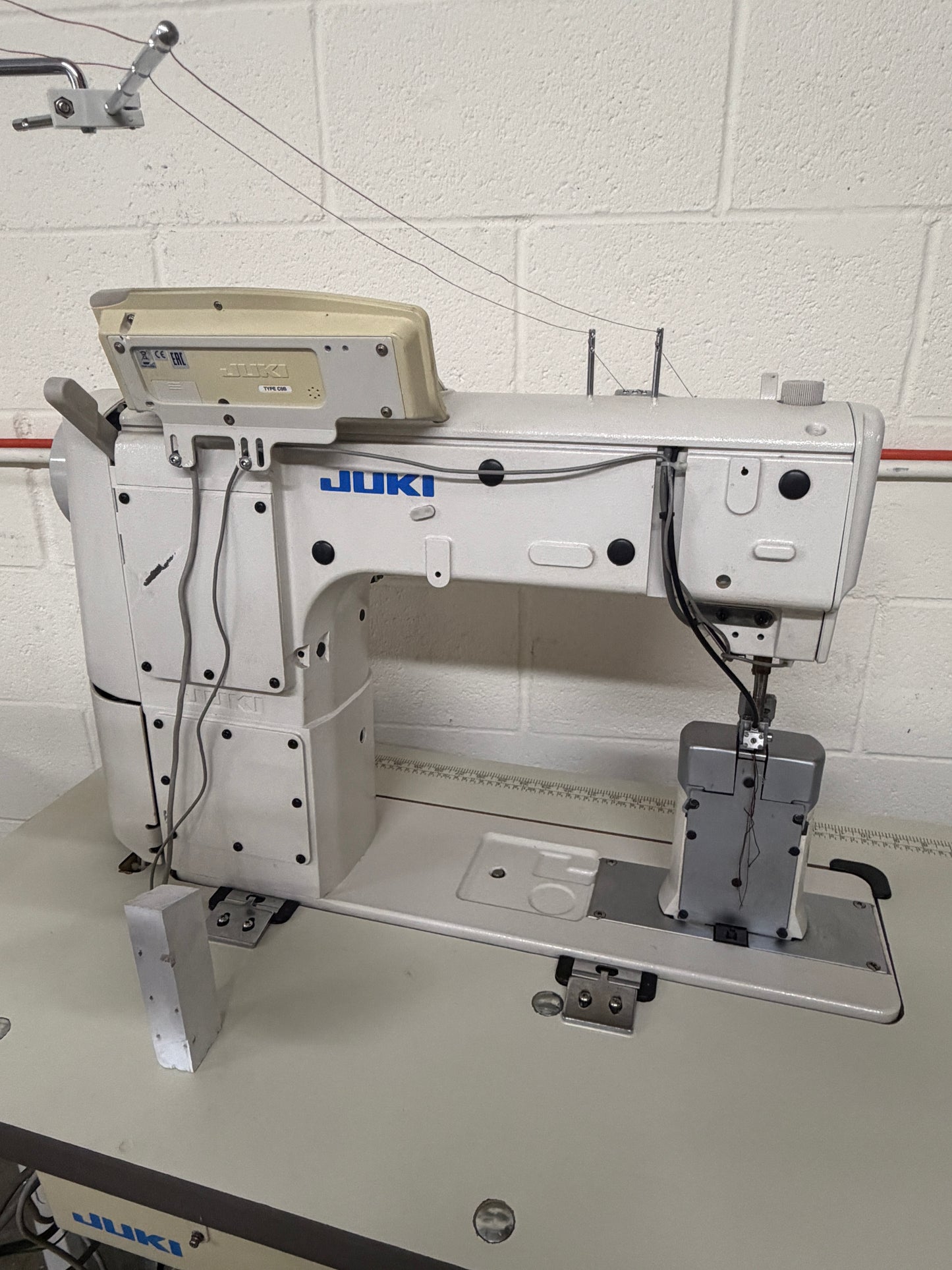 Pre-owned JUKI PLC 2760-7 Double Needle Post-Bed Walking Foot sewing Machine