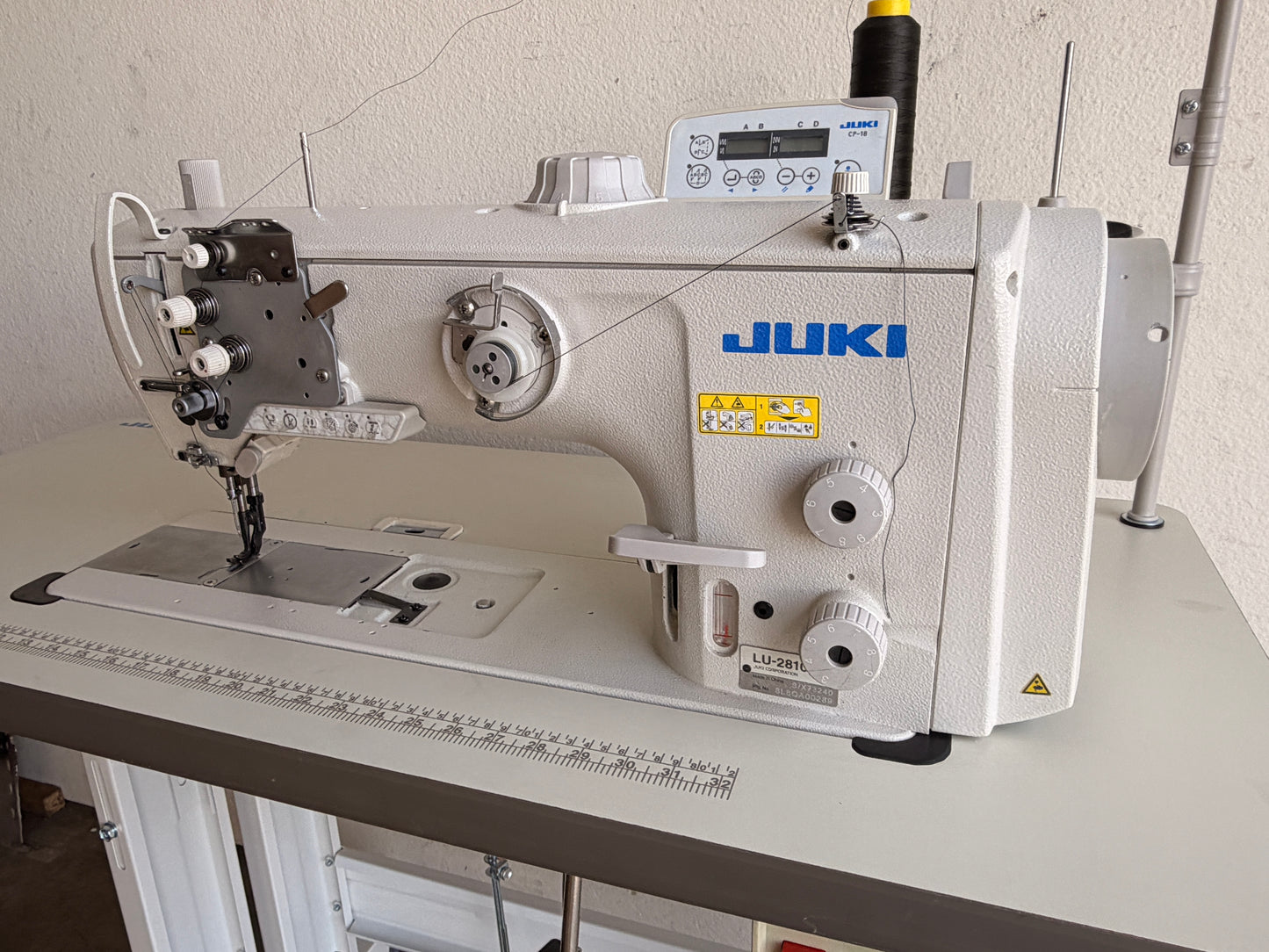 Pre-owned JUKI LU-2810-7 Fully Automatic Walking Foot Sewing Machine