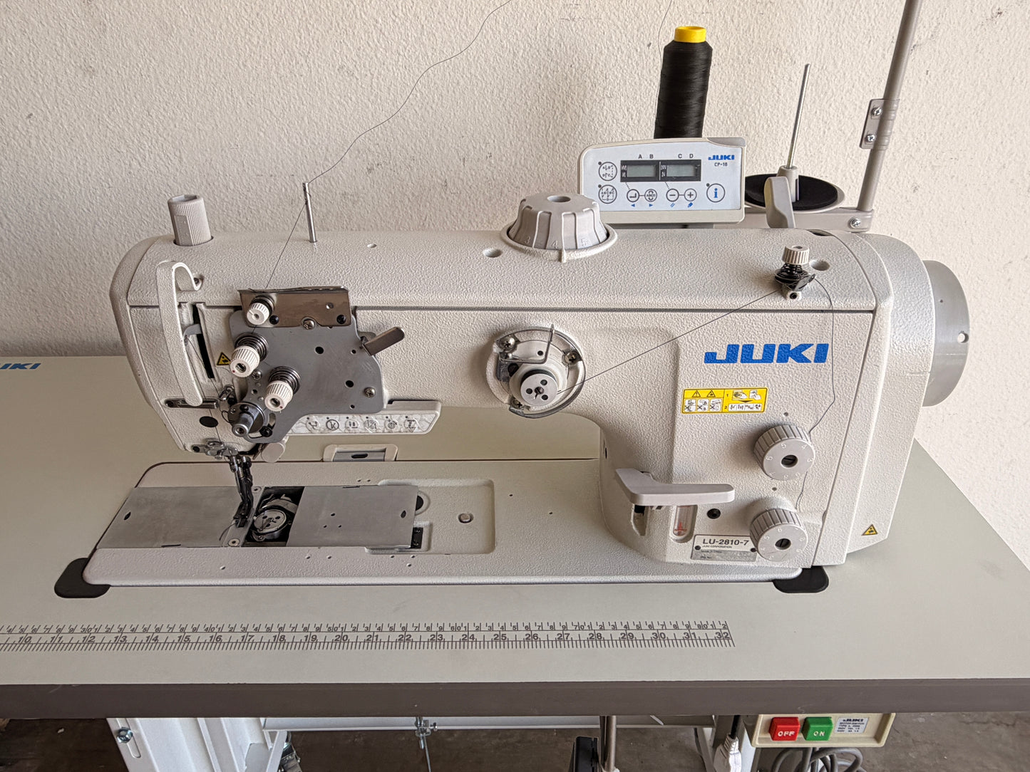 Pre-owned JUKI LU-2810-7 Fully Automatic Walking Foot Sewing Machine