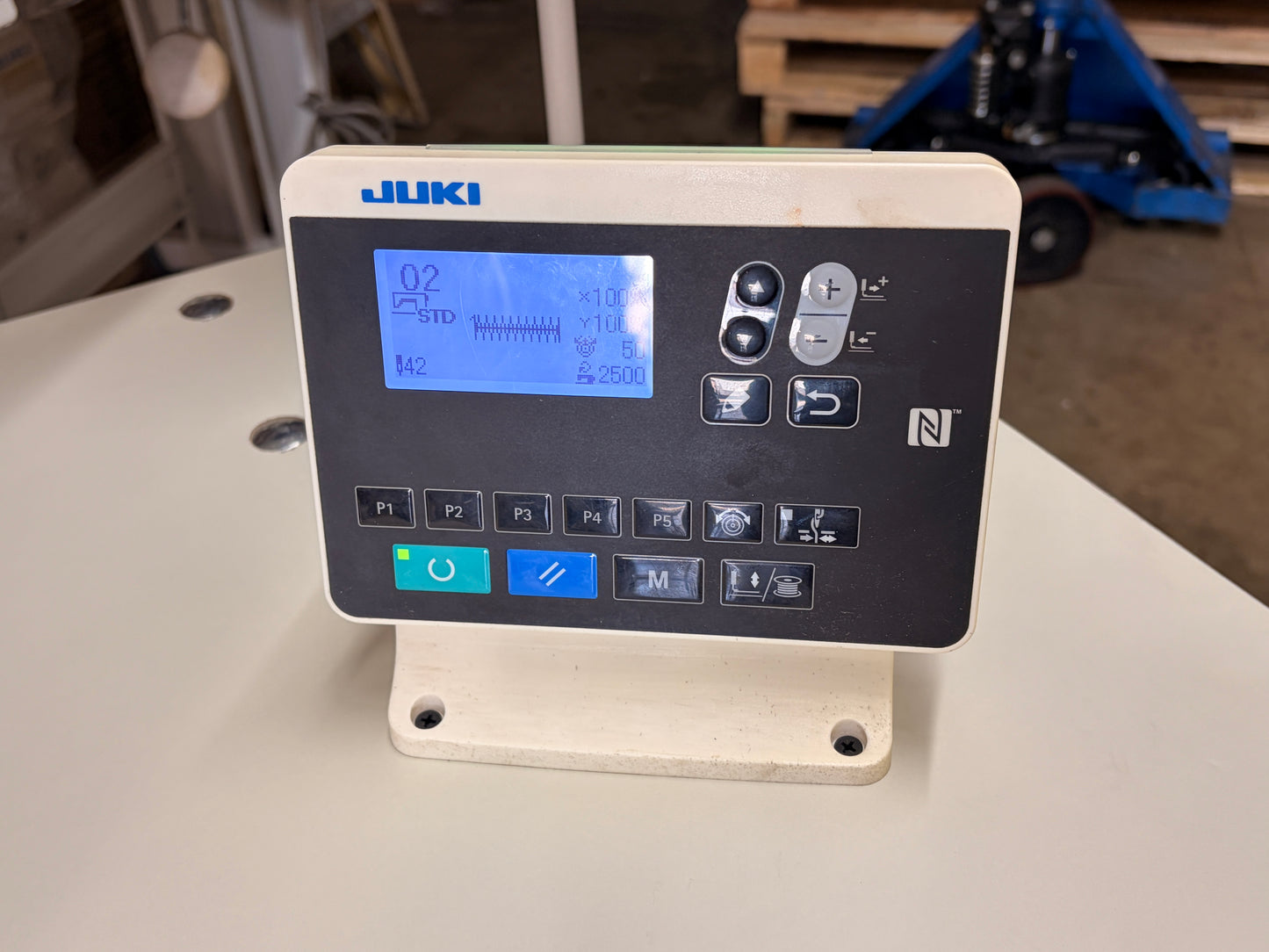 Pre-owned JUKI LK-1900BN High Speed Bartacking Machine