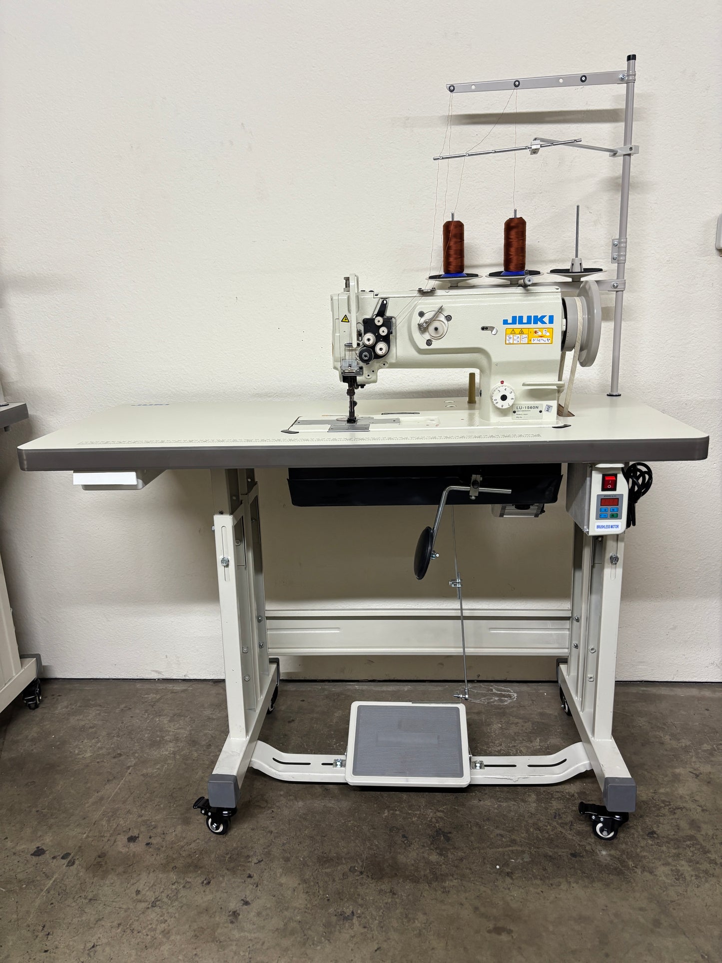 Pre-owned JUKI LU-1560N 2 Needle Walking foot industrial Sewing Machine