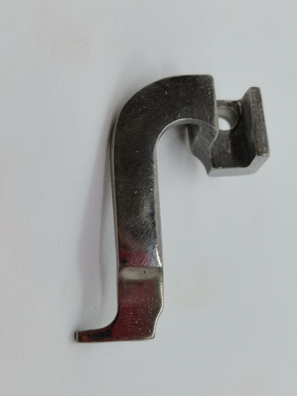 Industrial Sewing Machine Presser Foot (Right)